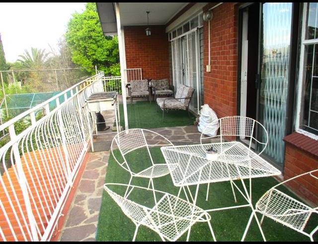 9 BEDROOM HOUSE FOR SALE IN GENERAL DE WET